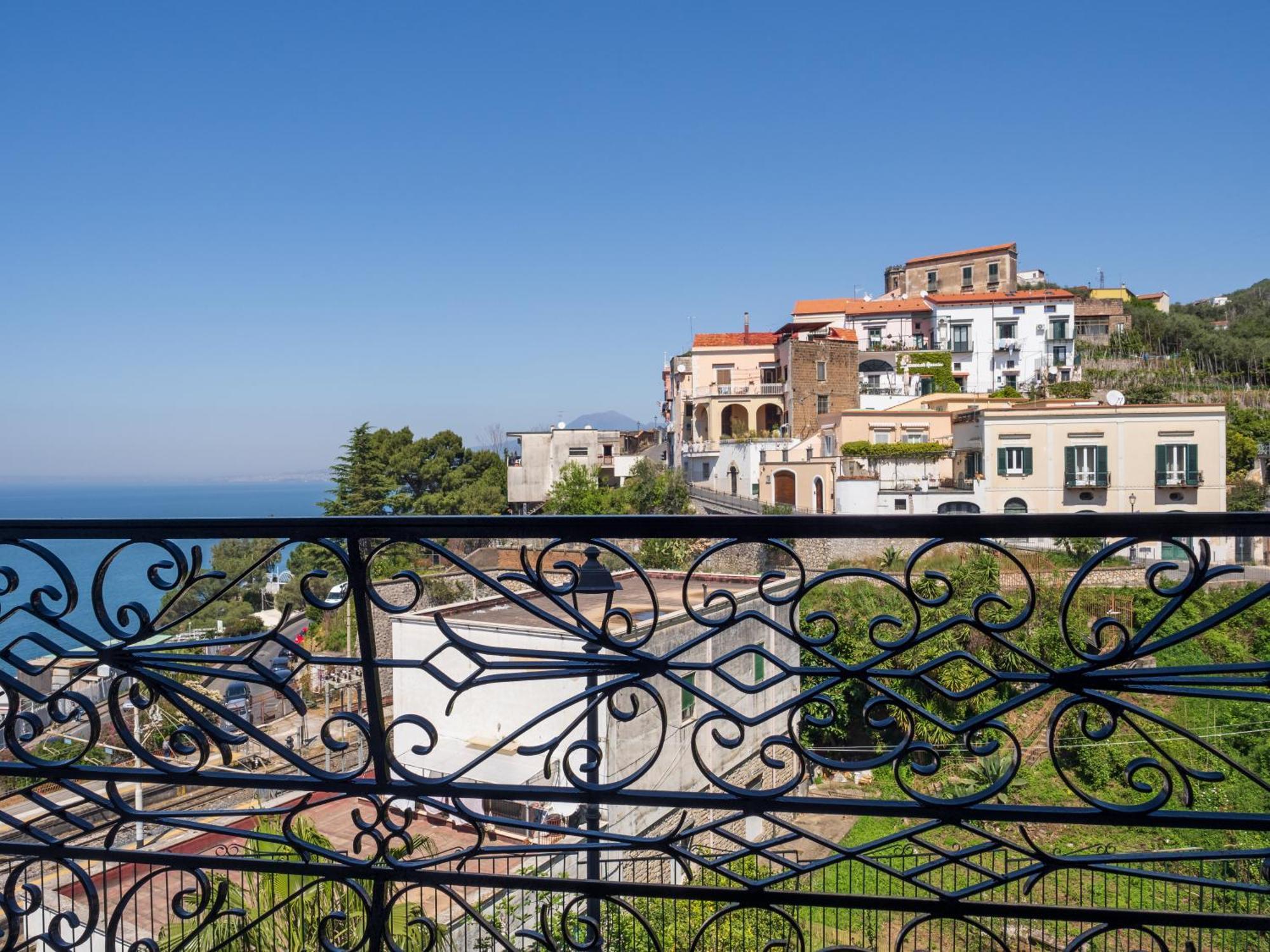 La Casa Del Golfo Apartment Vico Equense Exterior photo